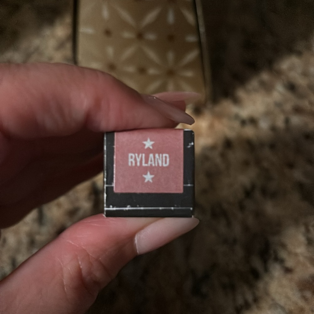 Jeffree Star Ryland velour lipstick - Picture 4 of 5